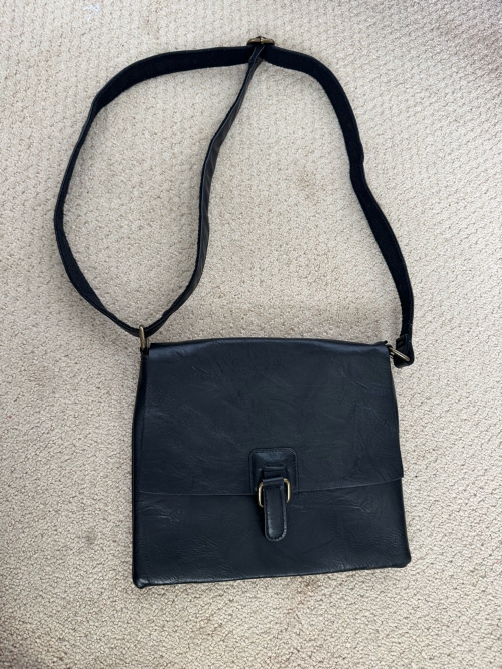 Black Leather Crossbody Shoulder Bag